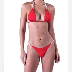 Despi Shelly Reversible bikini in Fraise
Bikini top: XL Bikini Bottom:L
NWT